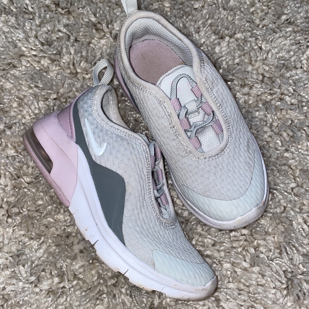 Toddler Girls Nike Athletic Shoes